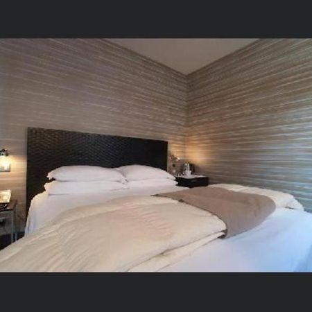 Mh Design Hotel Napoli Bagian luar foto