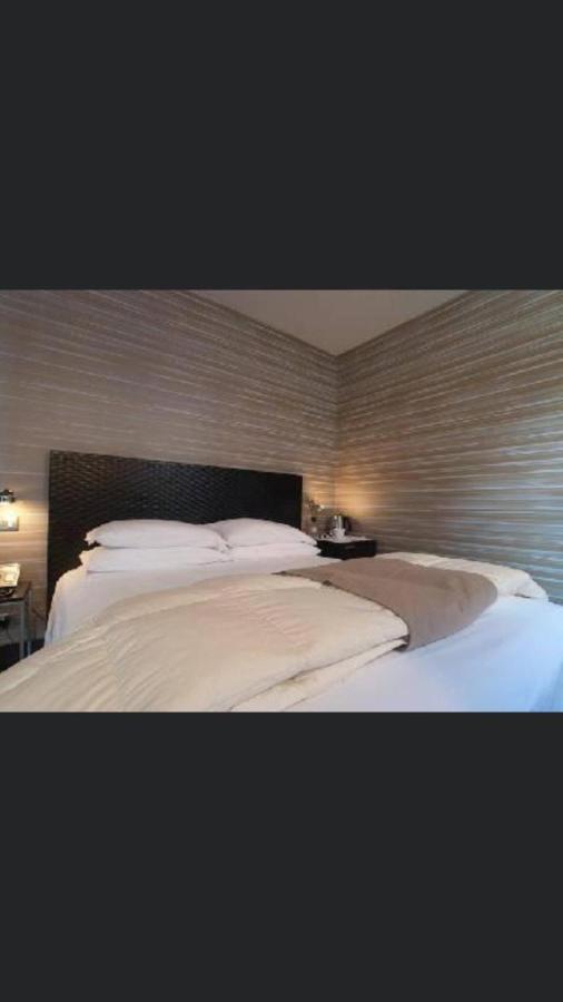 Mh Design Hotel Napoli Bagian luar foto