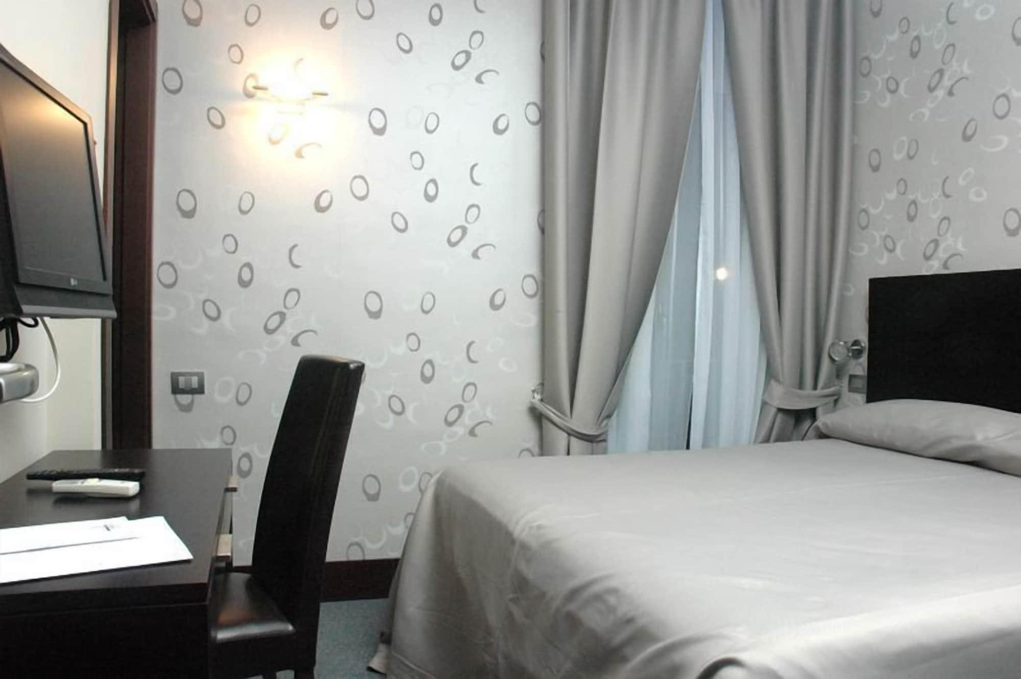 Mh Design Hotel Napoli Bagian luar foto