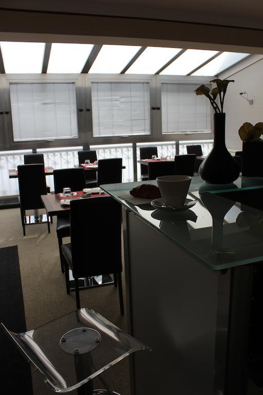 Mh Design Hotel Napoli Bagian luar foto